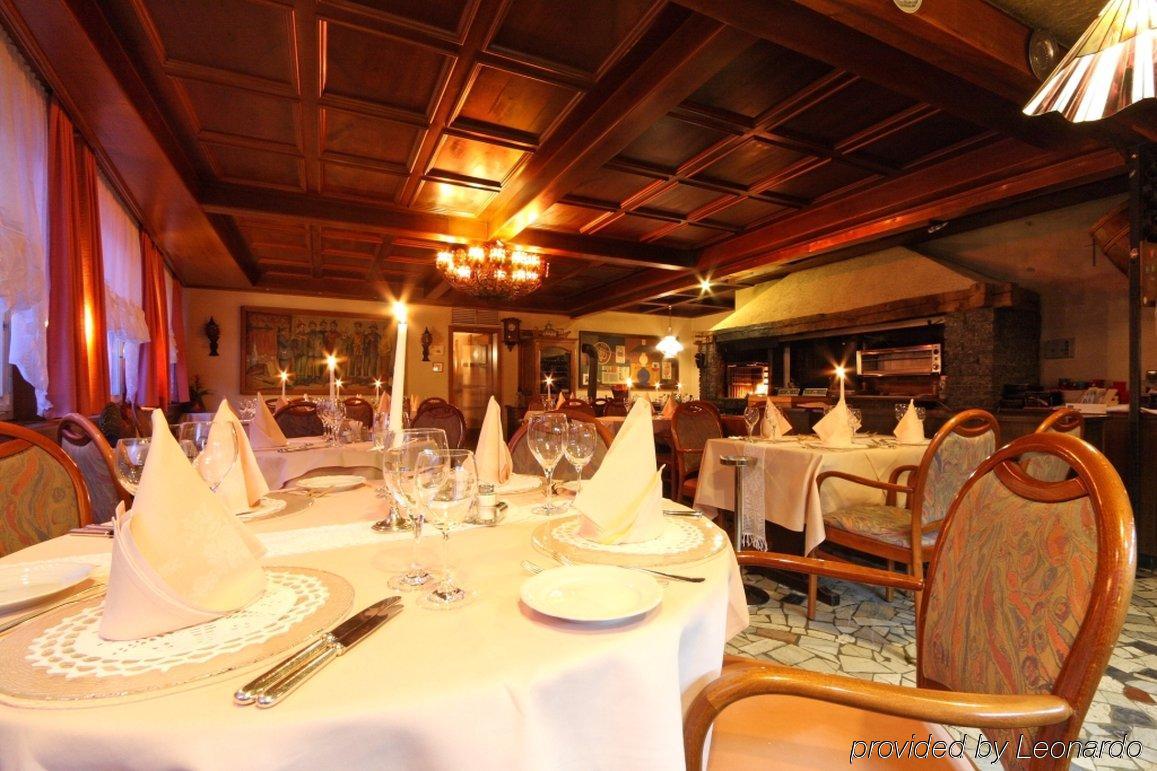 Lifestyle & Spa Hotel Graecherhof Grächen Restaurace fotografie